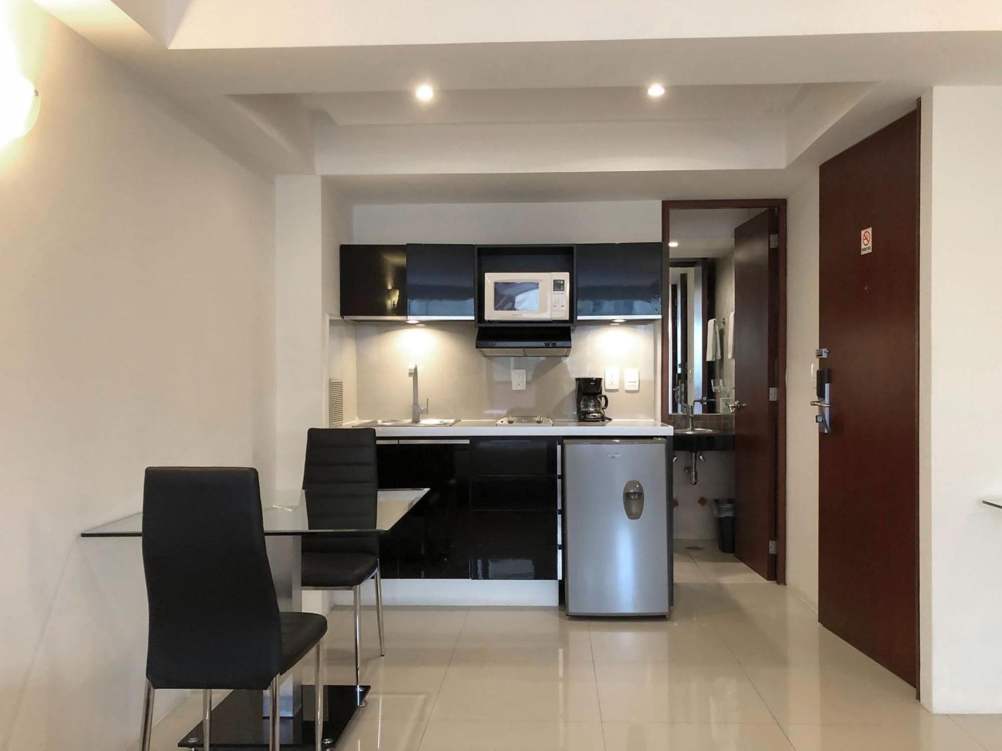 Suites Capri Reforma Angel 380 Kota Meksiko Ruang foto